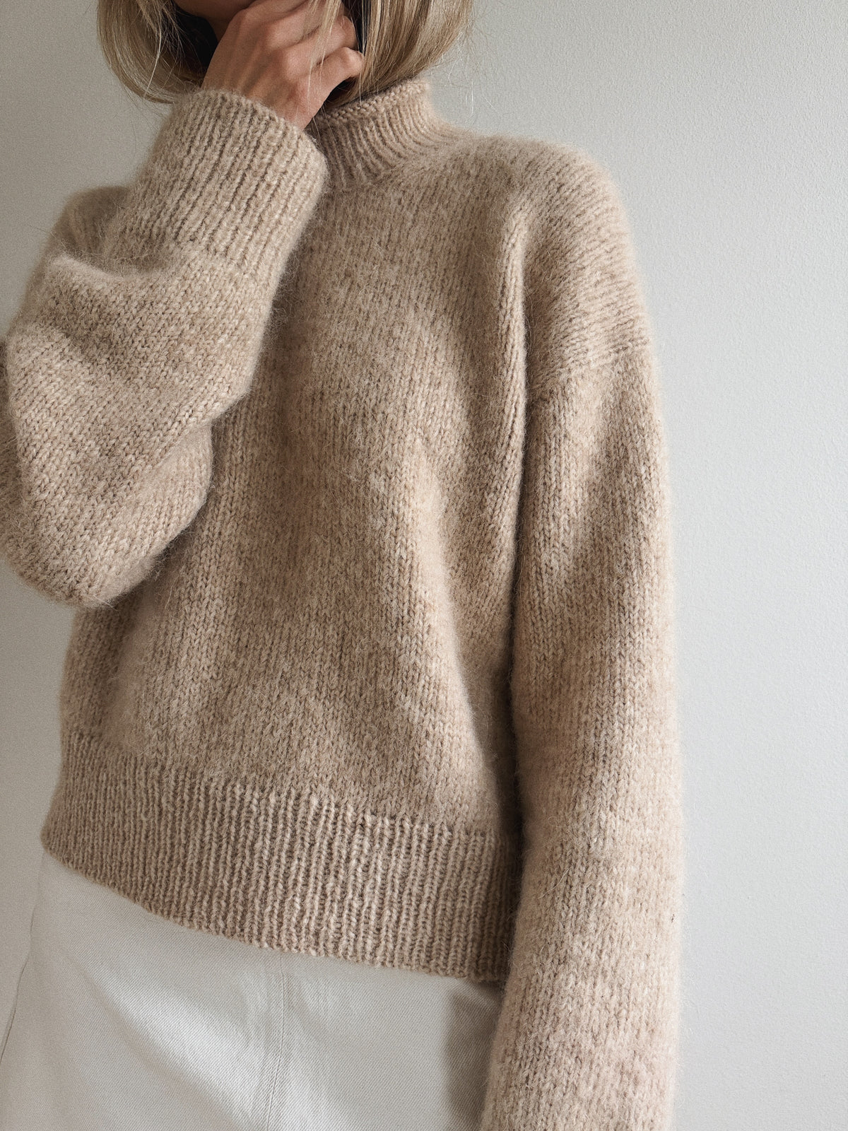 Neptuni Sweater