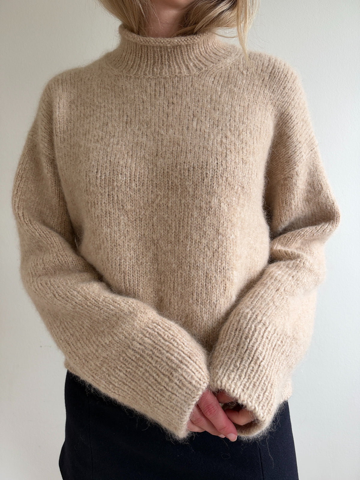 Neptuni Sweater